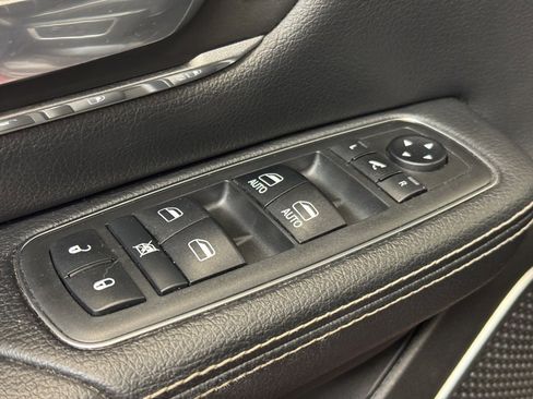 Used 2019 RAM 1500 Laramie w/ Sport Appearance Package image 11