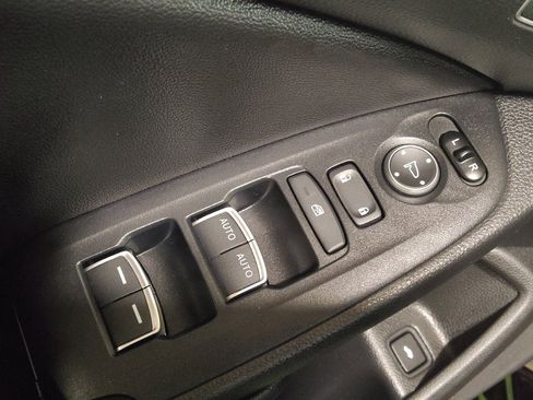 Used 2019 Honda Accord EX-L image 27