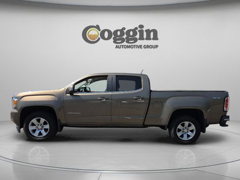 Used 2016 GMC Canyon SLE w/ SLE Convenience Package image 2