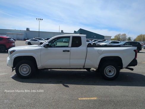 Used 2024 Toyota Tacoma SR image 8