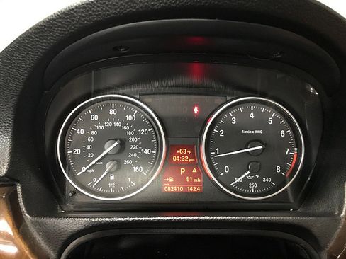 Used 2013 BMW 328i Convertible image 26