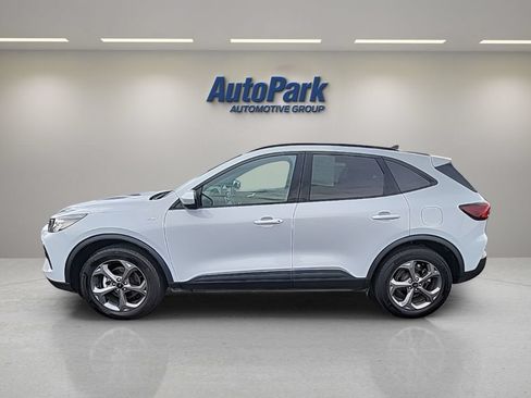 Used 2025 Ford Escape ST-Line Select AWD/4WD image 4