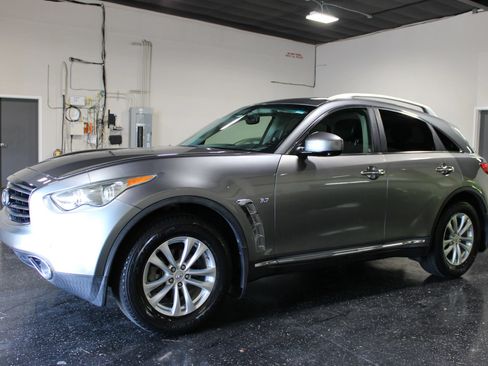 Used 2014 INFINITI QX70 2WD w/ Premium Package image 6