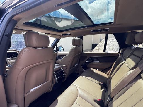 Certified 2023 Land Rover Range Rover SE AWD/4WD image 13