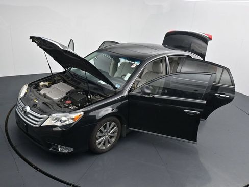 Used 2011 Toyota Avalon Limited FWD image 26