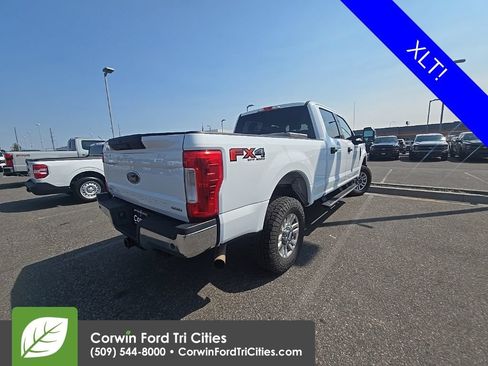 Used 2017 Ford F250 XLT w/ XLT Value Package AWD/4WD image 5