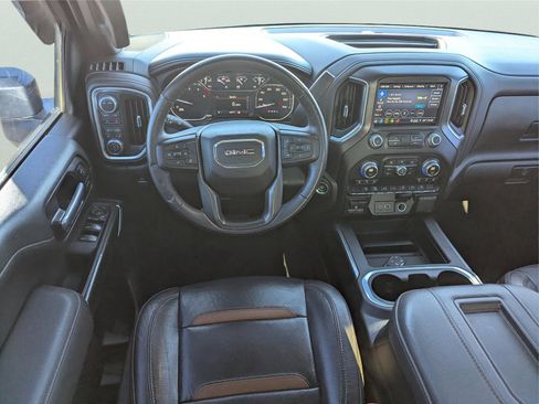 Used 2022 GMC Sierra 2500 AT4 w/ Gooseneck/5TH Wheel Package image 17