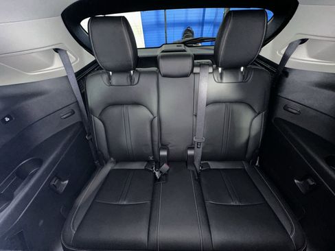 Used 2024 MAZDA CX-90 3.3 Turbo w/ Preferred Plus image 32