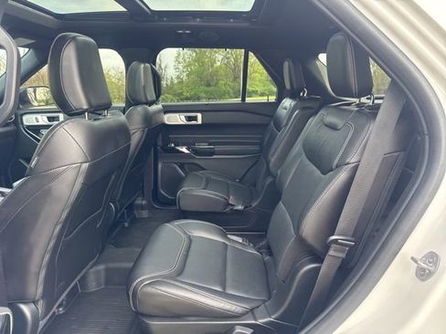 Used 2022 Ford Explorer ST w/ Equipment Group 401A AWD/4WD image 15