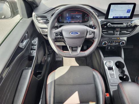 Certified 2025 Ford Escape ST-Line image 15