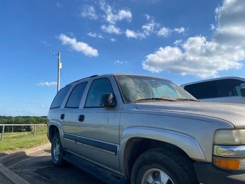 Used 2004 Chevrolet Tahoe LS w/ Preferred Equipment Group RWD image 6