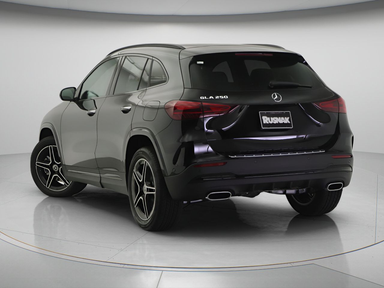 New 2026 Mercedes-Benz GLA 250 image 2