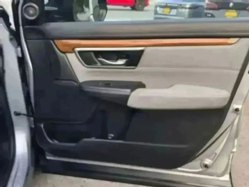 Used 2017 Honda CR-V EX image 32