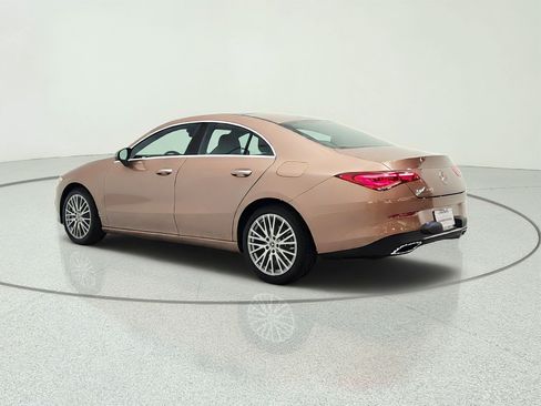 Used 2022 Mercedes-Benz CLA 250 image 7