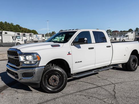 Used 2021 RAM 3500 Tradesman image 2