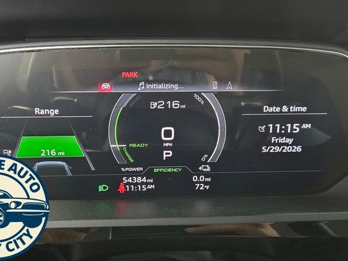 Used 2022 Audi e-tron Premium AWD/4WD image 11