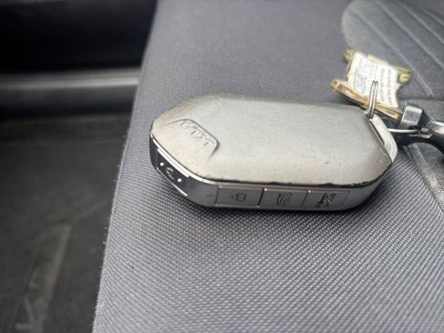 Used 2025 Kia K5 LXS image 17