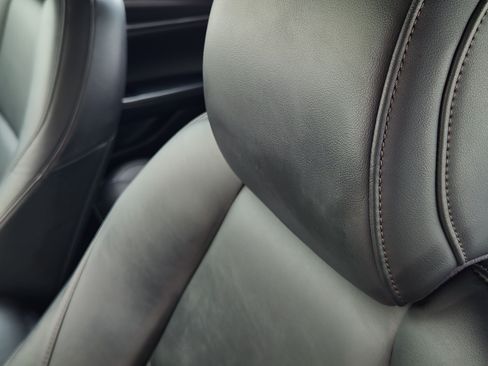 Used 2024 MAZDA MAZDA3 s FWD image 17