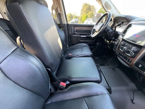 Used 2018 RAM 2500 Laramie w/ Off Road Package AWD/4WD image 38