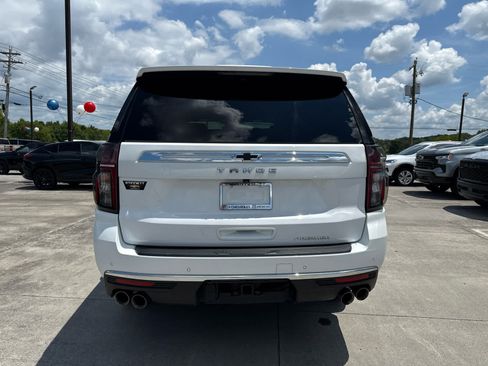 Used 2023 Chevrolet Tahoe Premier AWD/4WD image 4