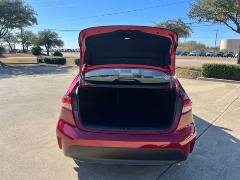 Used 2023 Toyota Corolla LE image 7