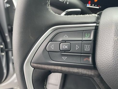 New 2025 Jeep Grand Cherokee Limited image 18