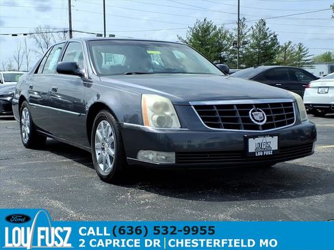 Used 2010 Cadillac DTS Premium image 1