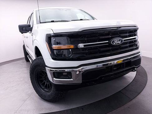 Used 2024 Ford F150 XLT w/ Tow/Haul Package image 4