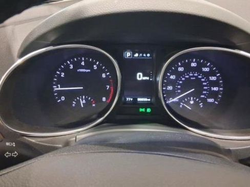 Used 2019 Hyundai Santa Fe XL SE w/ SE Premium Package 02 AWD/4WD image 3