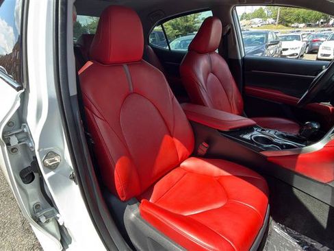 Used 2019 Toyota Camry XSE FWD image 19