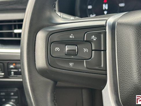 Used 2023 GMC Yukon SLT AWD/4WD image 30