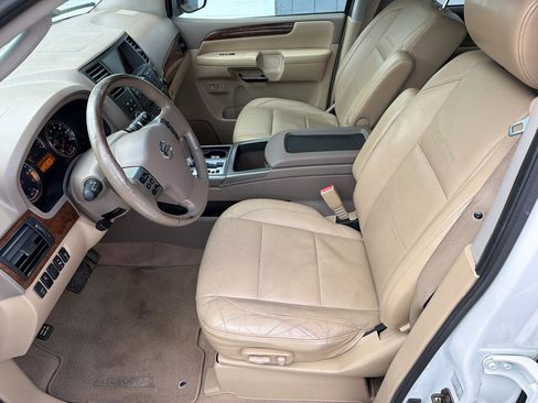 Used 2011 Nissan Armada Platinum AWD/4WD image 9