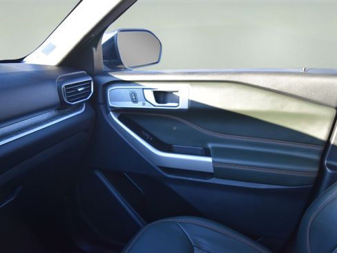 Certified 2022 Ford Explorer Timberline w/ Timberline Technology Package image 17