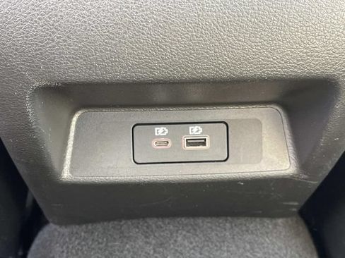 Used 2024 Nissan Altima 2.5 SV FWD image 16