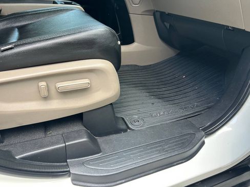 Used 2019 Honda Odyssey EX image 23