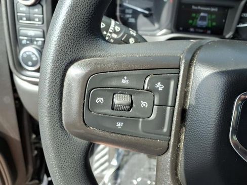 Used 2022 GMC Sierra 1500 Pro w/ Sierra Value Package image 8