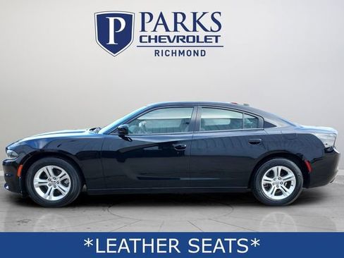 Used 2021 Dodge Charger SXT w/ Leather Interior Group image 5