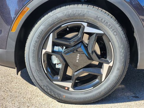 New 2026 Kia Sportage EX w/ EX Panorama Roof Package image 9