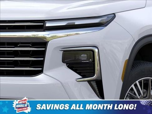 New 2026 Chevrolet Traverse LT w/ Driver Confidence Package AWD/4WD image 10