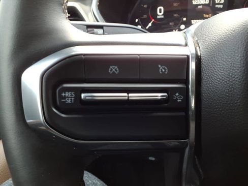 Used 2024 GMC Canyon Denali w/ LPO, Denali Black Edition image 14