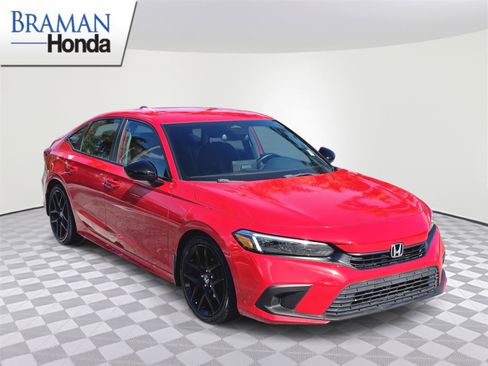 Used 2023 Honda Civic Sport image 2