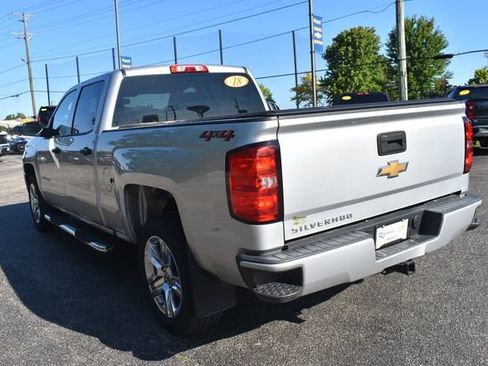 Used 2018 Chevrolet Silverado 1500 Custom w/ Custom Value Package AWD/4WD image 5