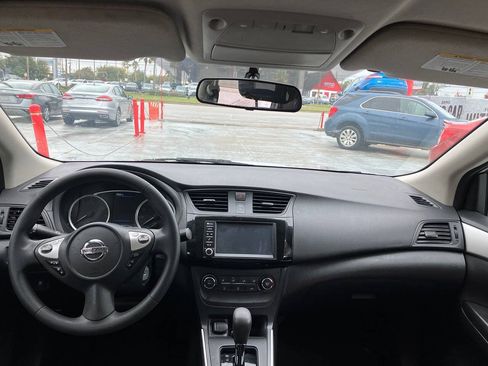 Used 2019 Nissan Sentra S FWD image 10