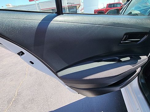 Certified 2025 Toyota Corolla LE FWD image 20