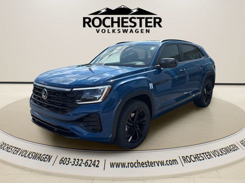 New 2026 Volkswagen Atlas Cross Sport SEL R-Line AWD/4WD image 2