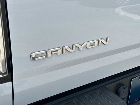 Used 2019 GMC Canyon Denali AWD/4WD image 11