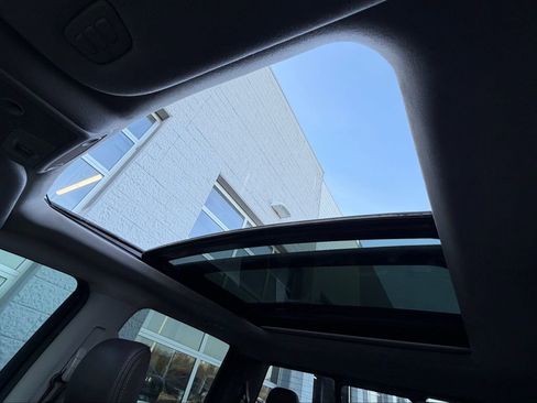 Used 2019 Ford F150 Limited w/ Trailer Tow Package image 29