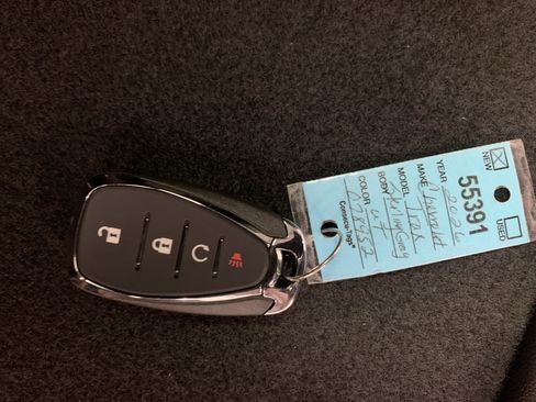 New 2026 Chevrolet Trax RS image 19