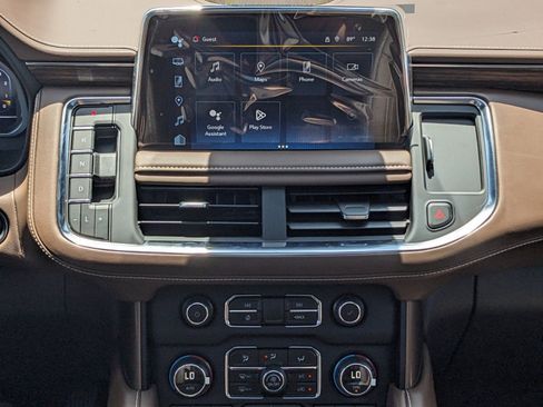 New 2023 Chevrolet Suburban High Country RWD image 12
