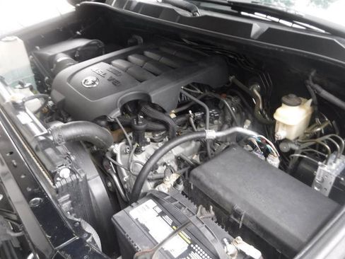 Used 2011 Toyota Tundra 2WD CrewMax w/ Tow Pkg image 25